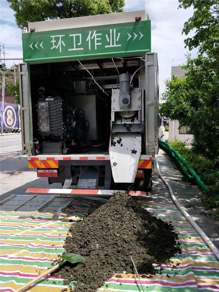 梅江淤泥干湿分离